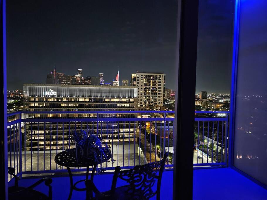 休斯敦Luxury Highrise In Midtown - Skyline Views And Chic Decor公寓 外观 照片